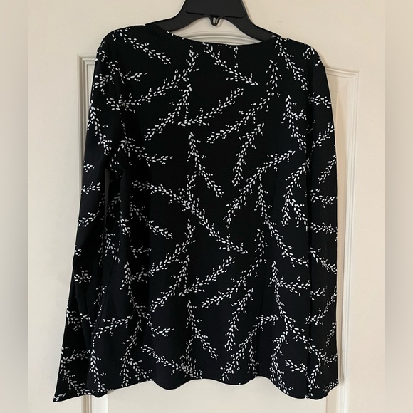 Style & Co. Black with White Patterned Long Sleeve Blouse Women’s Size Small - Picture 4 of 13